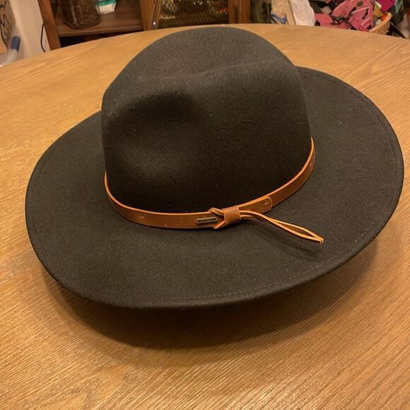 Modern Outback Vibes – NWOT Brixton Field Proper Hat main image 6